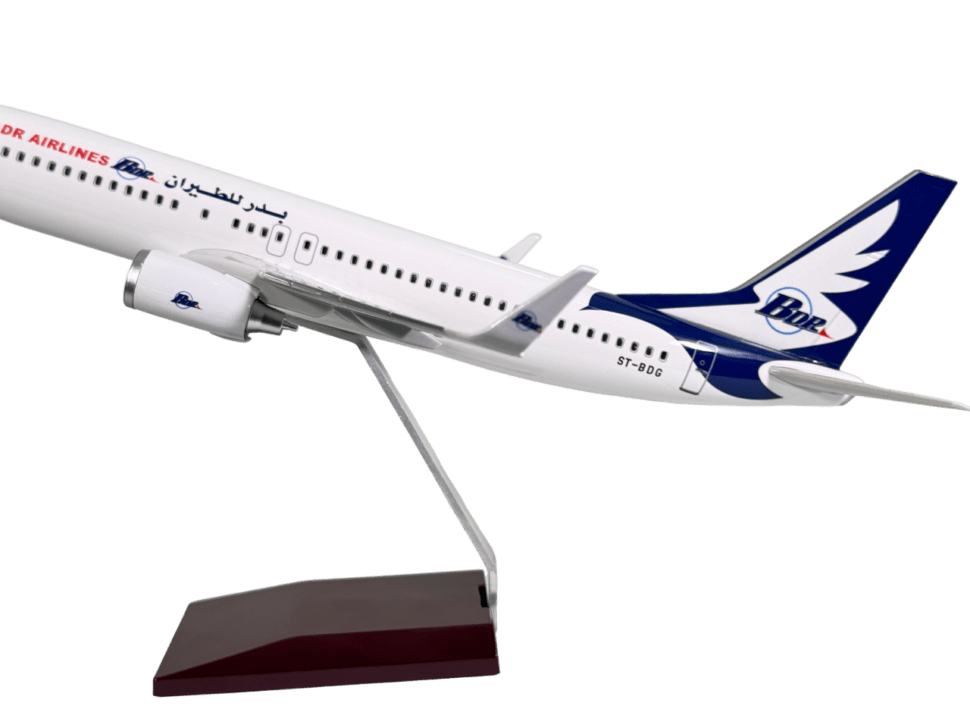 Badr Airlines B737-800 Scale Airplane Model – Without Landing Gear & LED - Image 4