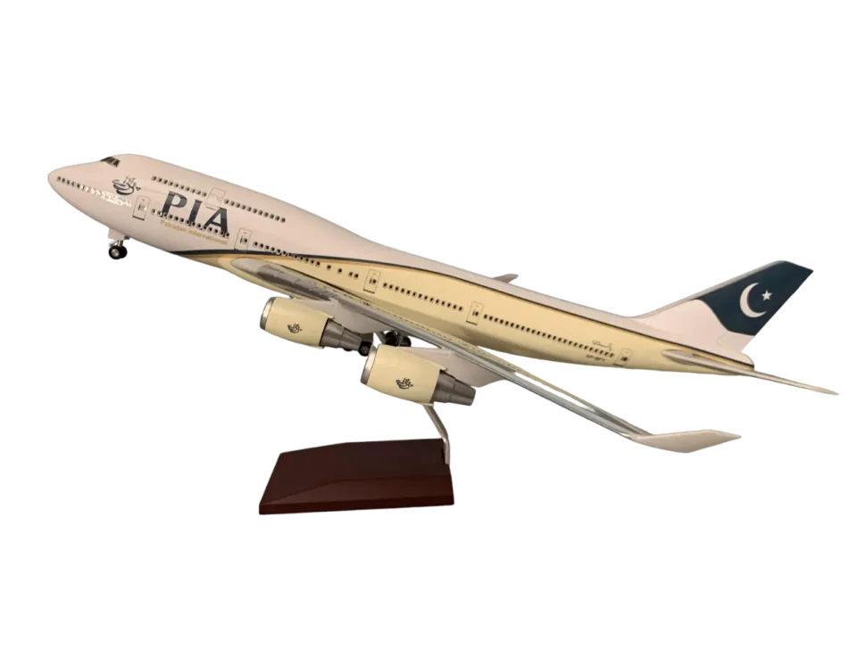 PIA B747-400 Scaled Model – Landing Gear