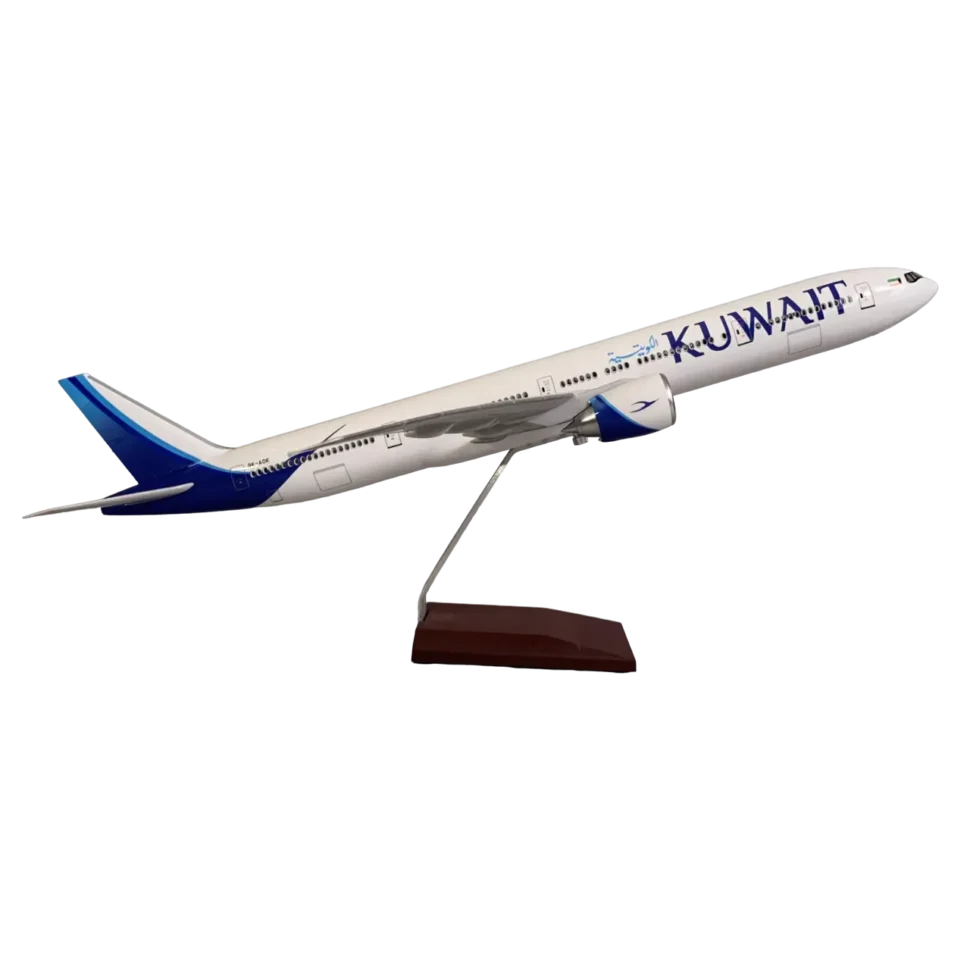 Kuwait Airways B777-300ER Airplane Scale Model - Image 2